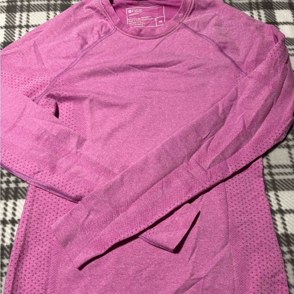 Figs Women's Long Sleeve Tee - Pink